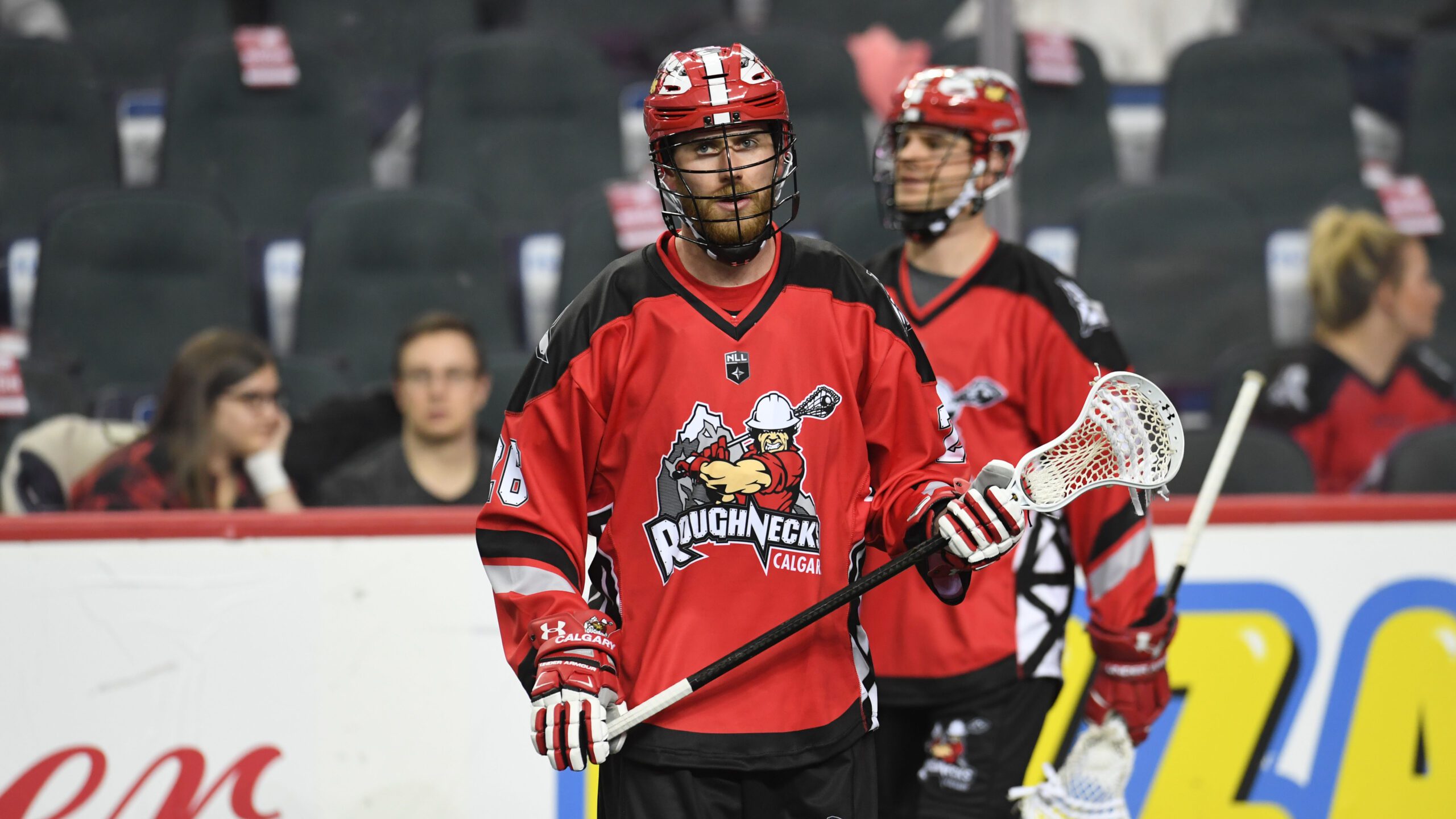 Seals defeat Mammoth 11-8 in last regular season game