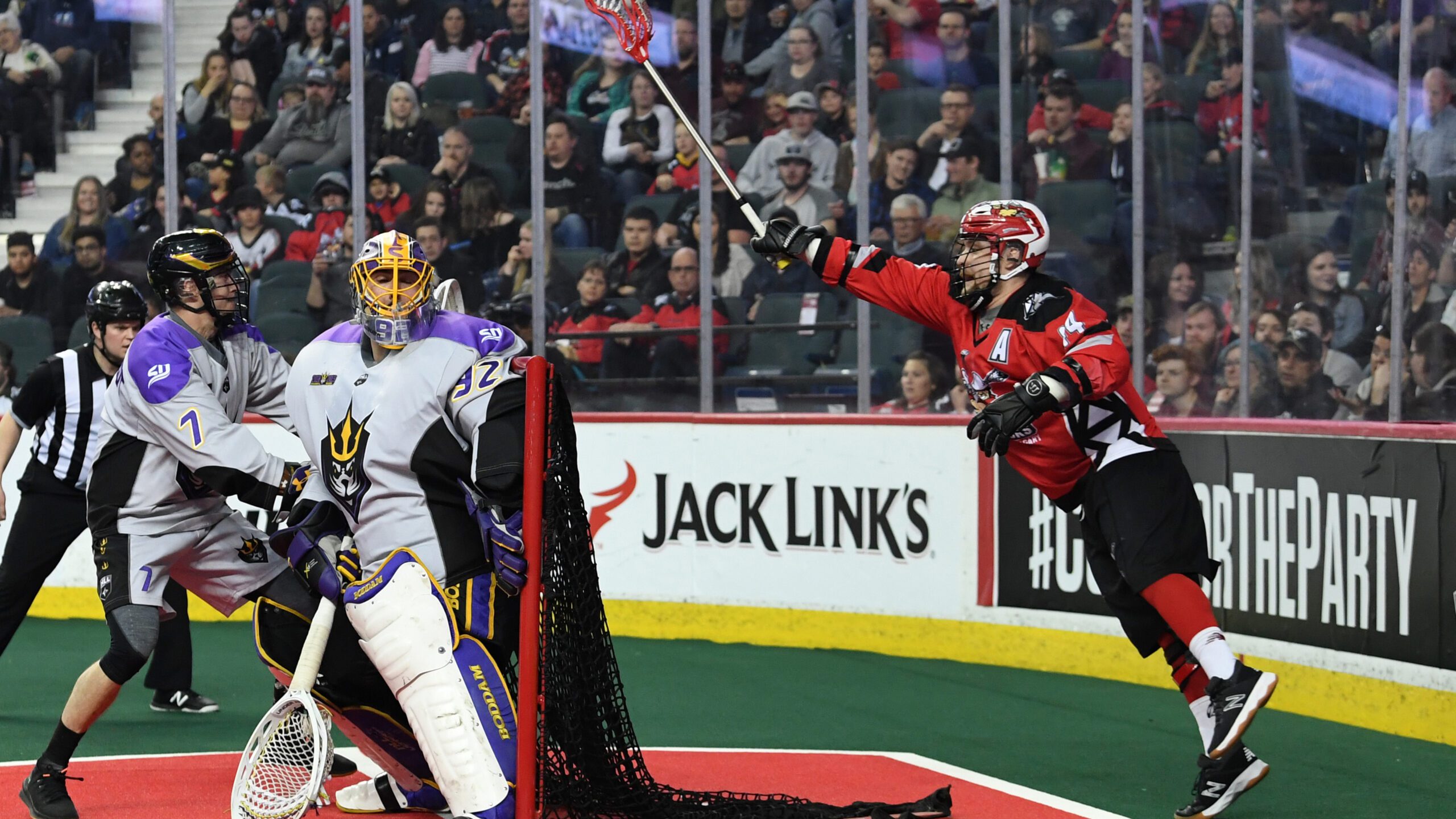 Calgary Roughnecks defeat San Diego Seals in NLL contest